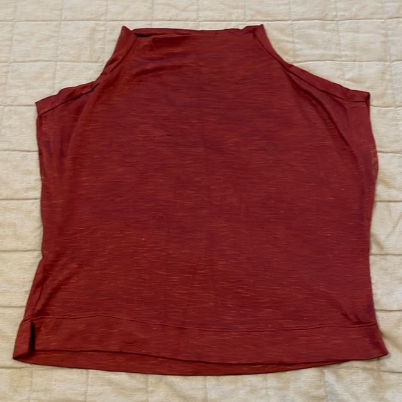 Mock neck sleeveless sweater - Picture 2 of 5